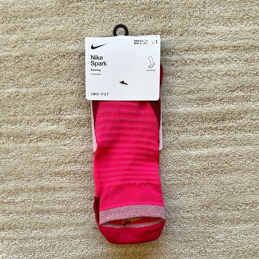 NWT 2 Pairs of Nike Spark Cushioned No-Show Running Socks Women 9.5-11 Men 8-9.5